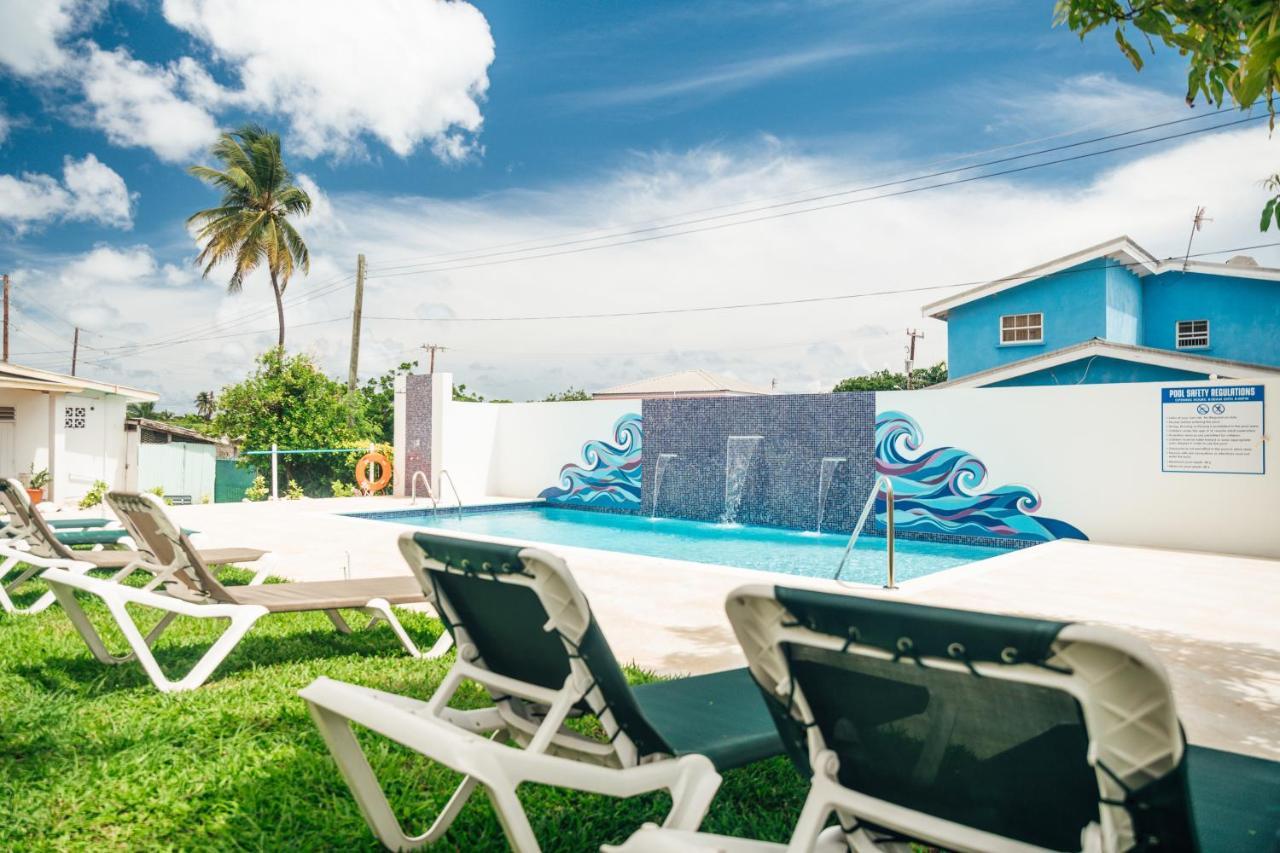 Adulo Apartments Bridgetown Bagian luar foto