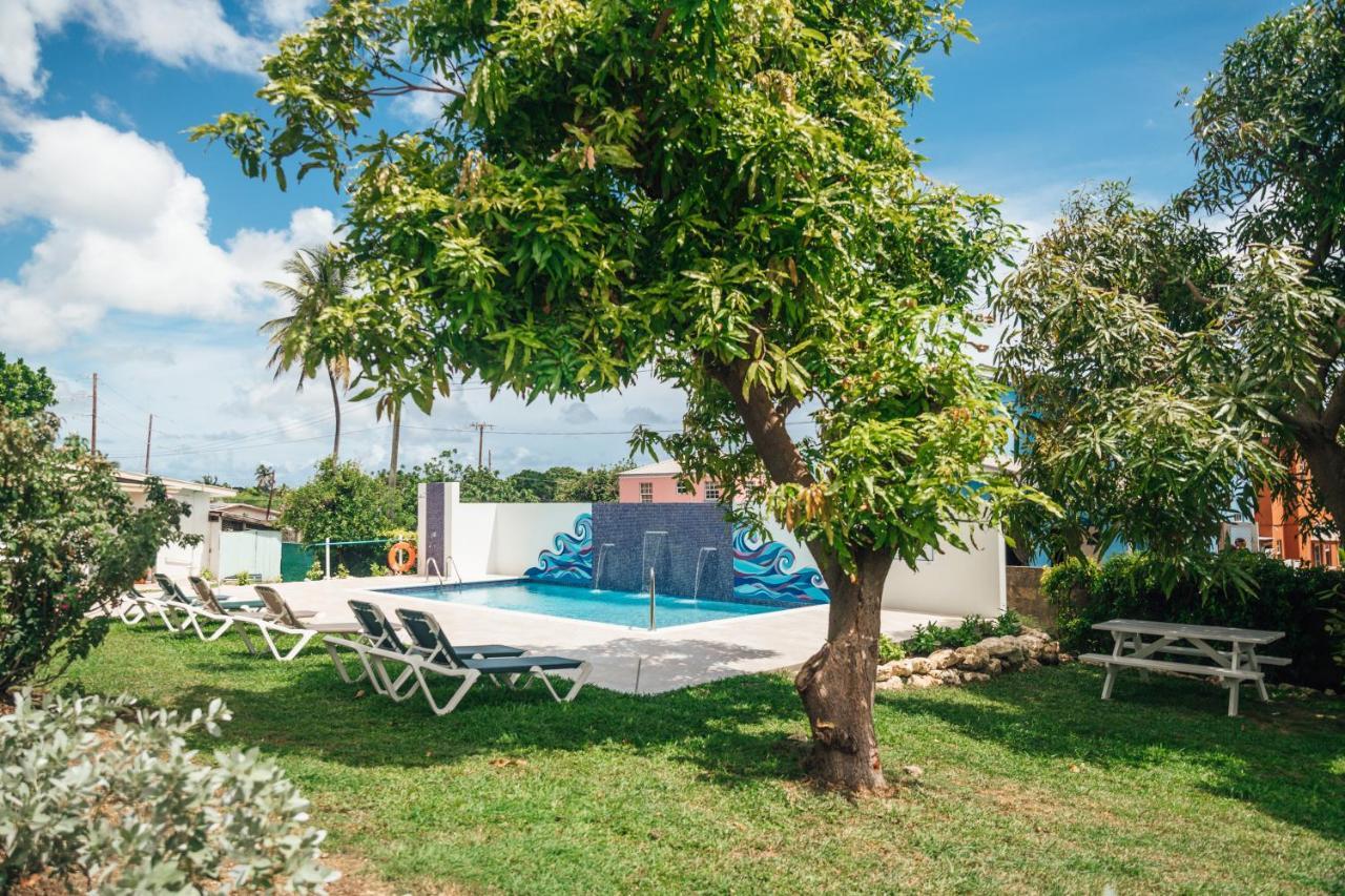 Adulo Apartments Bridgetown Bagian luar foto