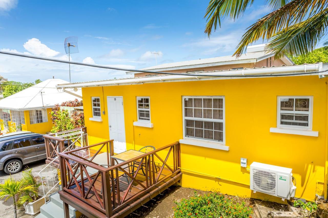 Adulo Apartments Bridgetown Bagian luar foto