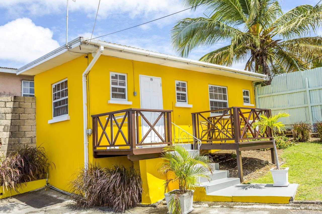 Adulo Apartments Bridgetown Bagian luar foto